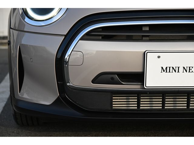 BMW MINI COOPER D 5DOOR 2022 Image 31