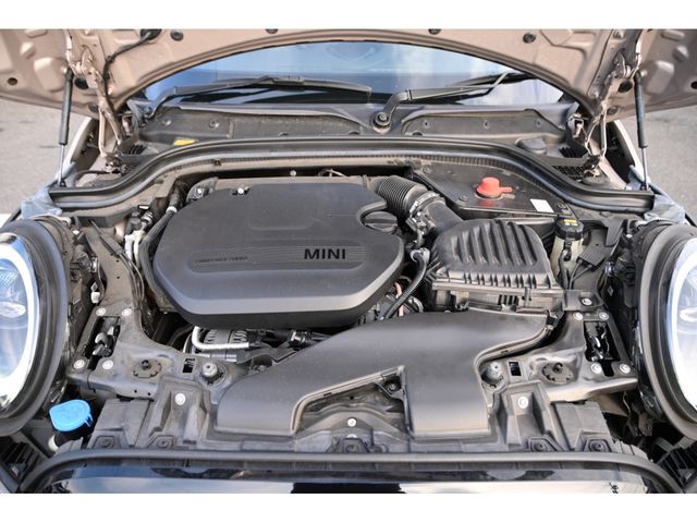 BMW MINI COOPER D 5DOOR 2022 Image 31