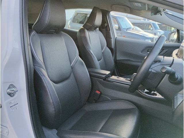 TOYOTA PRIUS 4WD 2023 Image 31