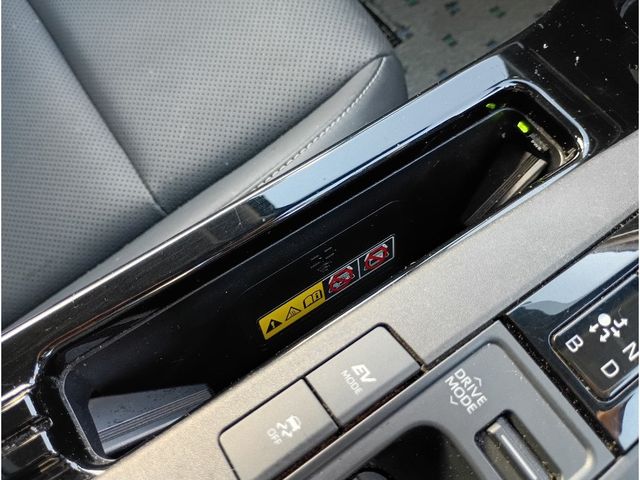 TOYOTA PRIUS 4WD 2023 Image 31