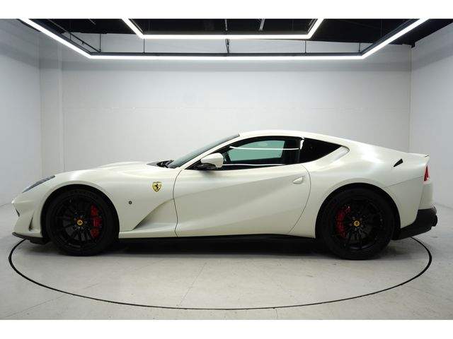 FERRARI 812 SUPERFAS 2019 Image 31