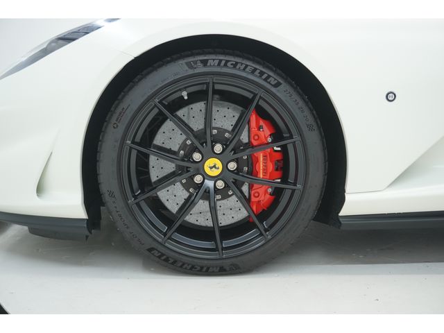 FERRARI 812 SUPERFAS 2019 Image 31