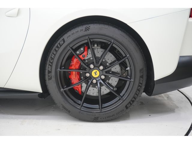 FERRARI 812 SUPERFAS 2019 Image 31