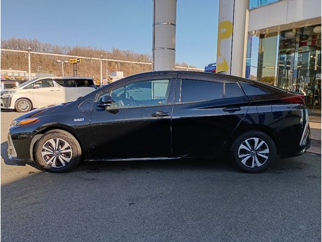 TOYOTA PRIUS PHV 2019 Image 31