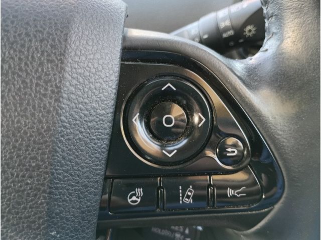 TOYOTA PRIUS PHV 2019 Image 31