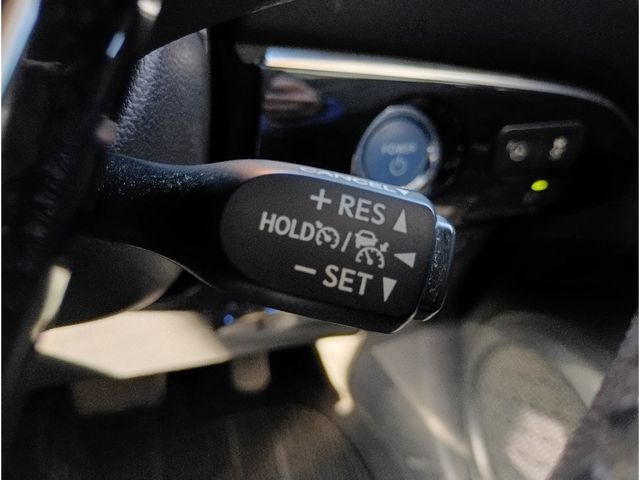 TOYOTA PRIUS PHV 2019 Image 31