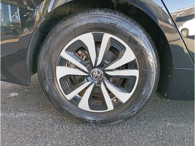 TOYOTA PRIUS PHV 2019 Image 31