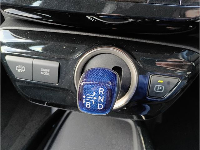 TOYOTA PRIUS PHV 2020 Image 31