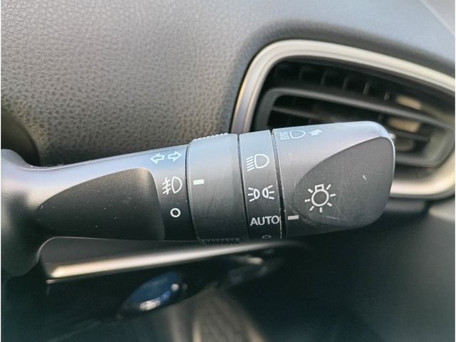 TOYOTA PRIUS PHV 2020 Image 31