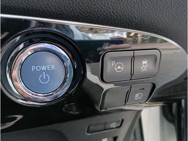 TOYOTA PRIUS PHV 2020 Image 31