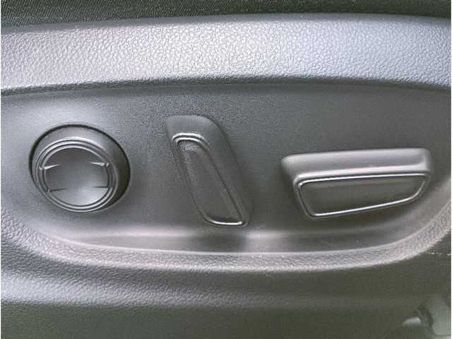 TOYOTA PRIUS PHV 2020 Image 31