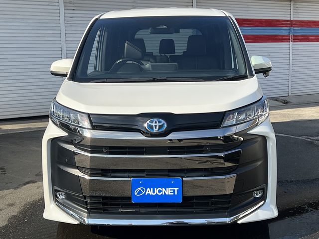 TOYOTA NOAH HYBRID 2022 Image 31