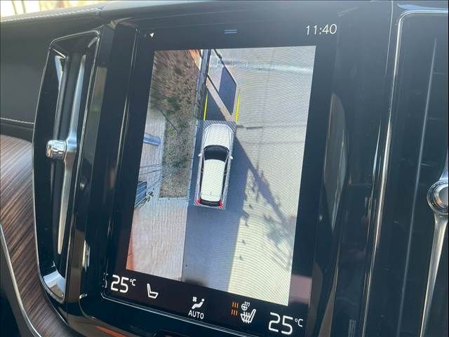 VOLVO XC60 2021 Image 31