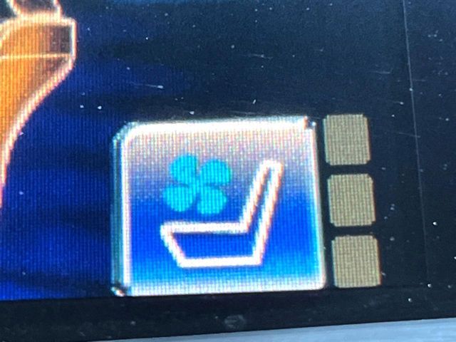 TOYOTA CROWN SEDAN 2013 Image 31