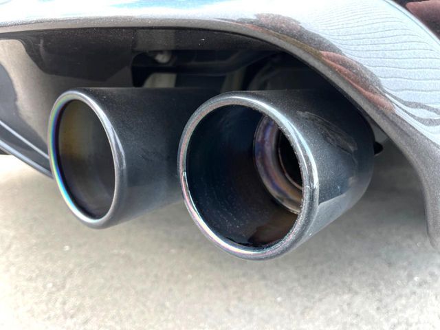 TOYOTA LEXUS ES300H 2019 Image 31