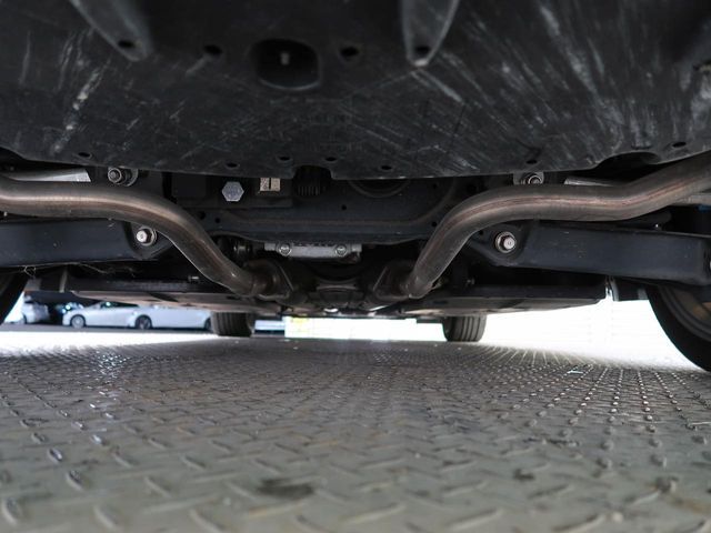 TOYOTA LEXUS IS300H 2017 Image 31