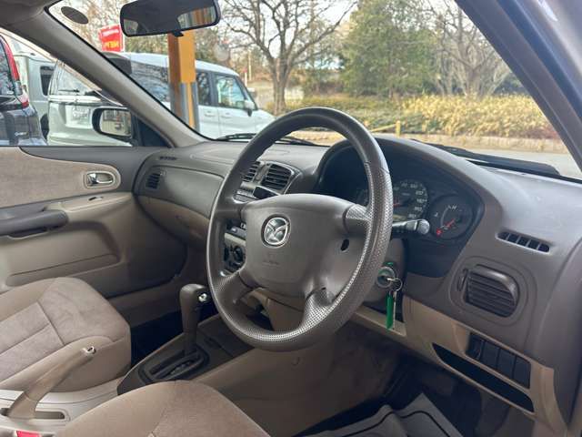 MAZDA FAMILIA SEDAN 2002 Image 31