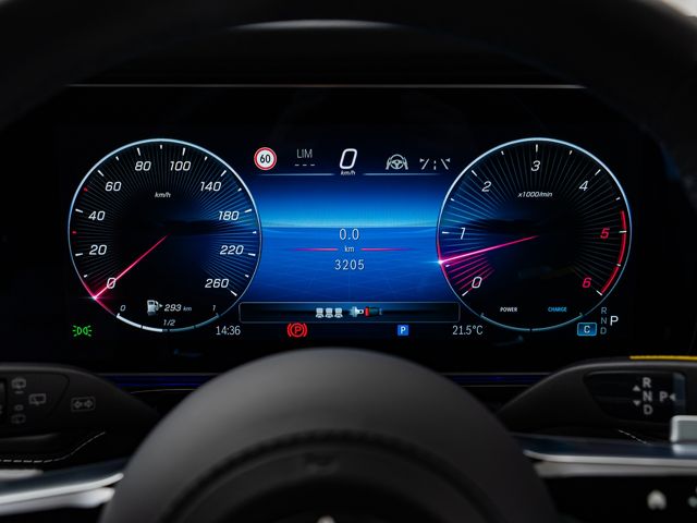 MERCEDES BENZ G CLAS 2024 Image 31