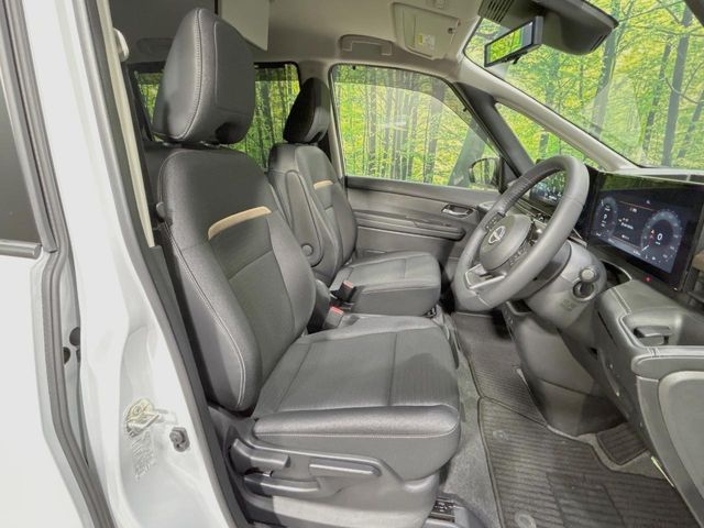 NISSAN SERENA  WG 2025 Image 31