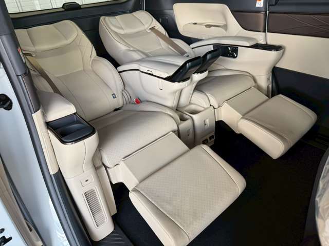 TOYOTA ALPHARD HYBRID 4WD 2025 Image 31