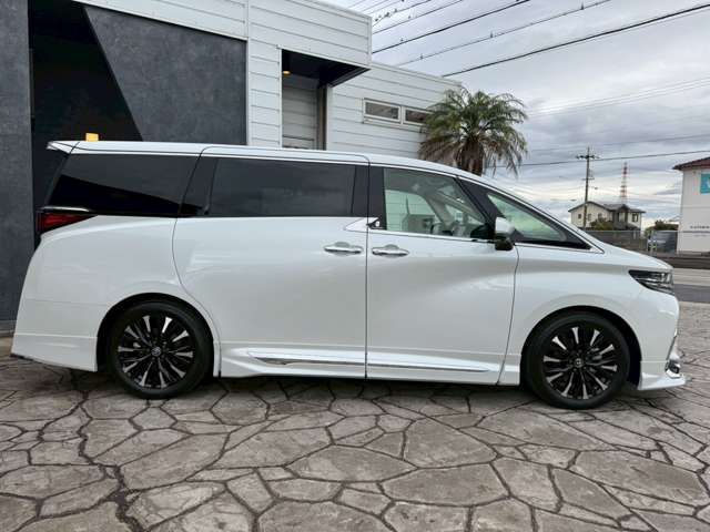TOYOTA ALPHARD HYBRID 4WD 2025 Image 31