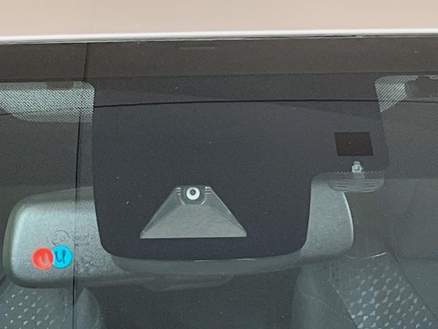 TOYOTA PRIUS 2016 Image 31