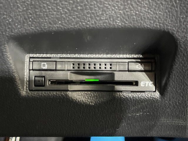 TOYOTA PRIUS 2016 Image 31