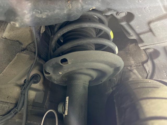 TOYOTA PRIUS 2016 Image 31