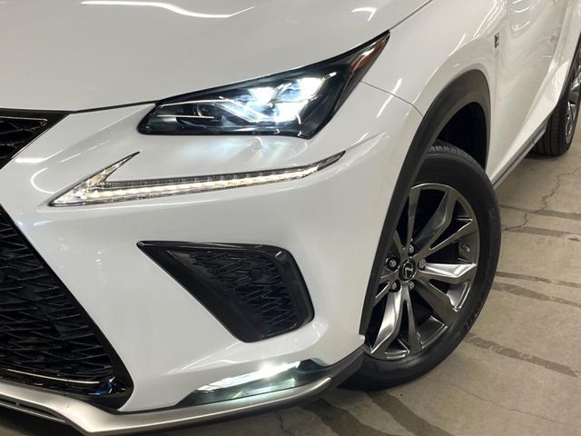 TOYOTA LEXUS NX300 2019 Image 31