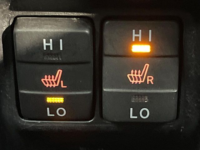 TOYOTA VOXY HYBRID 2021 Image 31