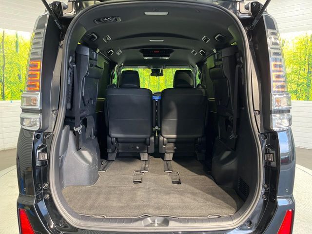 TOYOTA VOXY HYBRID 2021 Image 31