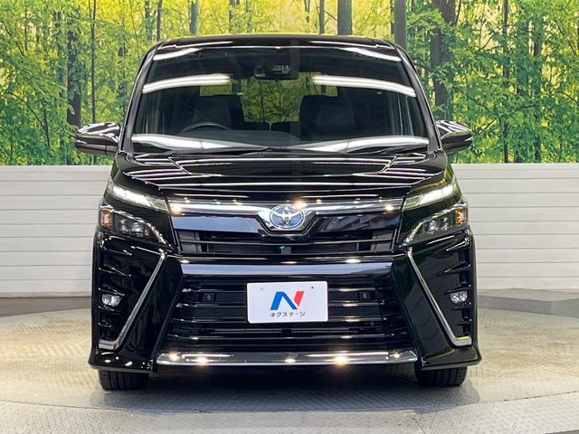 TOYOTA VOXY HYBRID 2021 Image 31