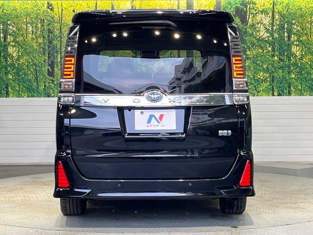 TOYOTA VOXY HYBRID 2021 Image 31