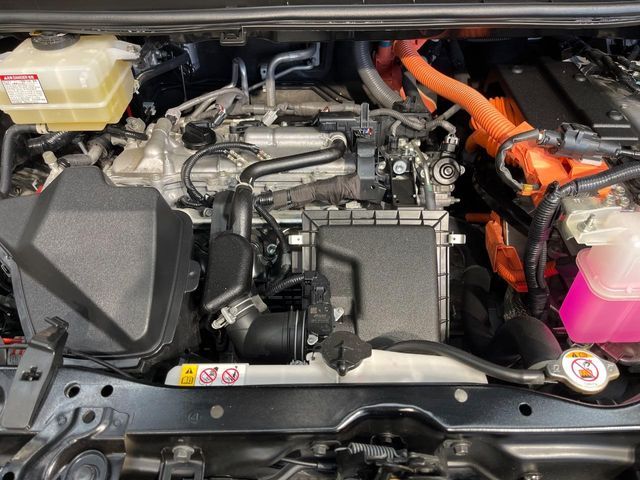 TOYOTA VOXY HYBRID 2021 Image 31