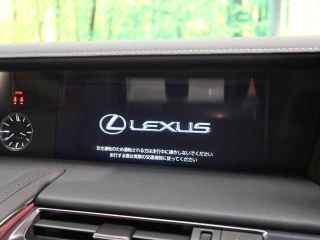 TOYOTA LEXUS LC500H 2018 Image 31
