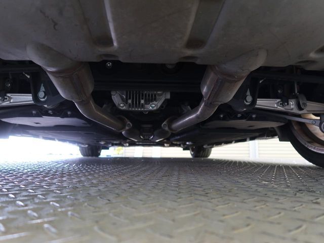 TOYOTA LEXUS LC500H 2018 Image 31