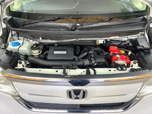 HONDA N BOX 2019 Image 31