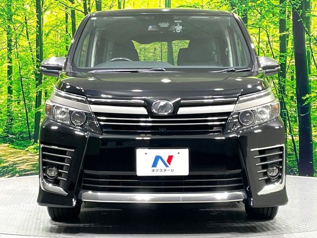 TOYOTA VOXY 2017 Image 31