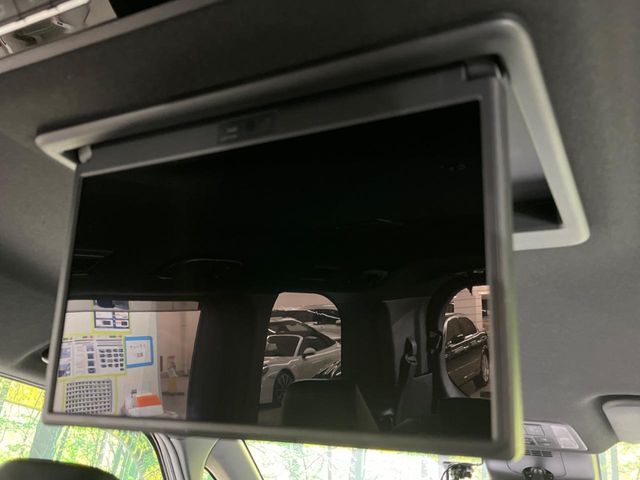 TOYOTA VOXY HYBRID 2023 Image 31