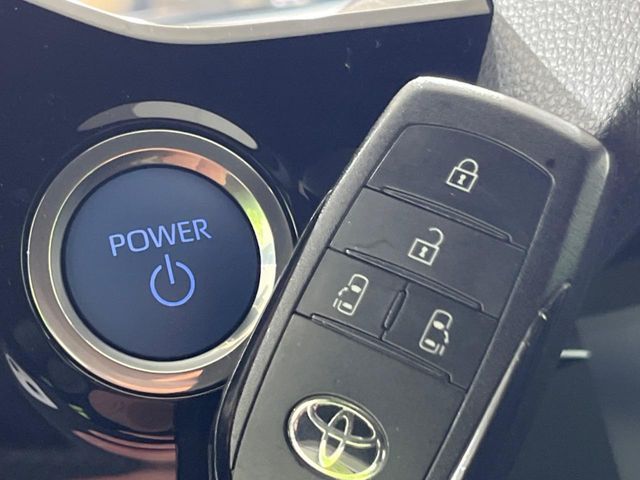 TOYOTA VOXY HYBRID 2023 Image 31