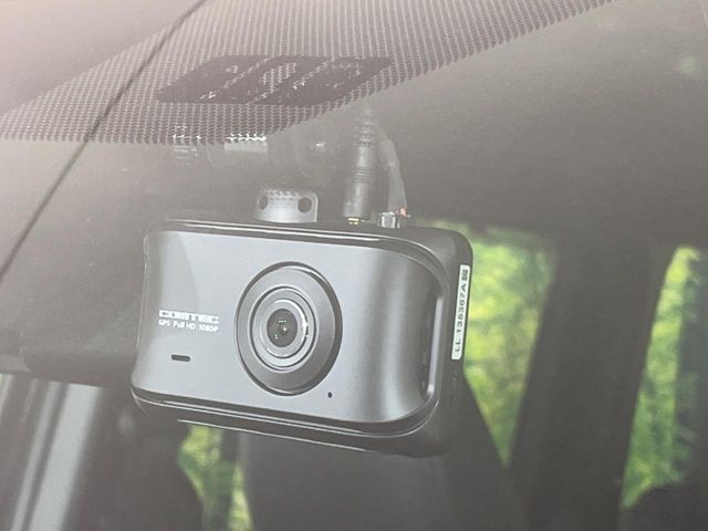 TOYOTA VOXY HYBRID 2023 Image 31