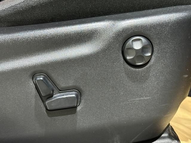 JEEP GRAND CHEROKEE 2019 Image 31