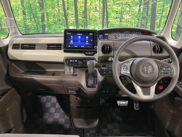 HONDA N BOX 2022 Image 31