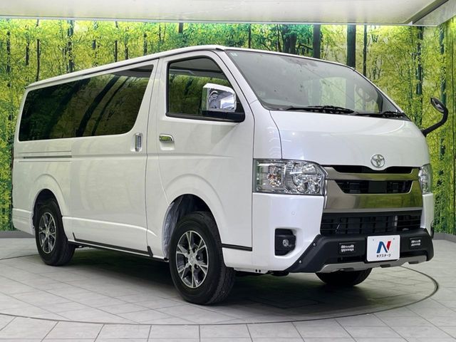 TOYOTA HIACE VAN 4WD 2025 Image 31
