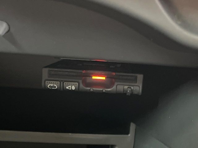 NISSAN NOTE 2017 Image 31