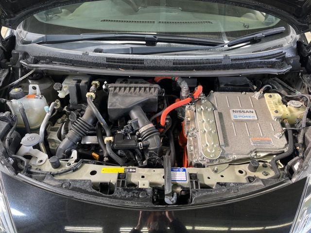 NISSAN NOTE 2017 Image 31