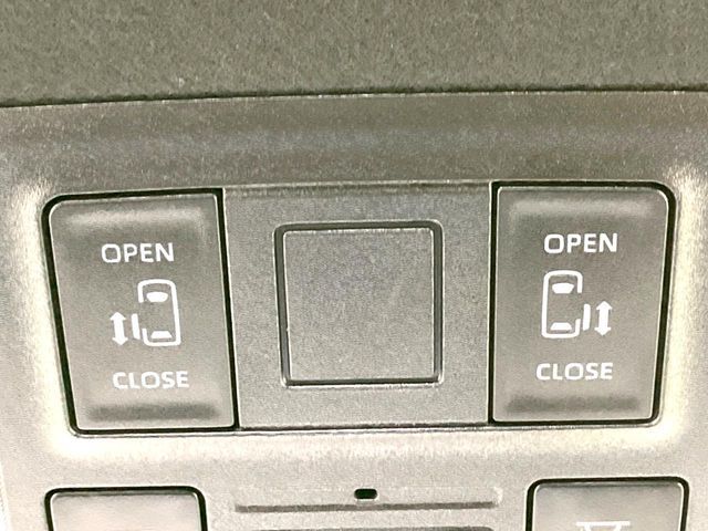 TOYOTA VOXY 2023 Image 31