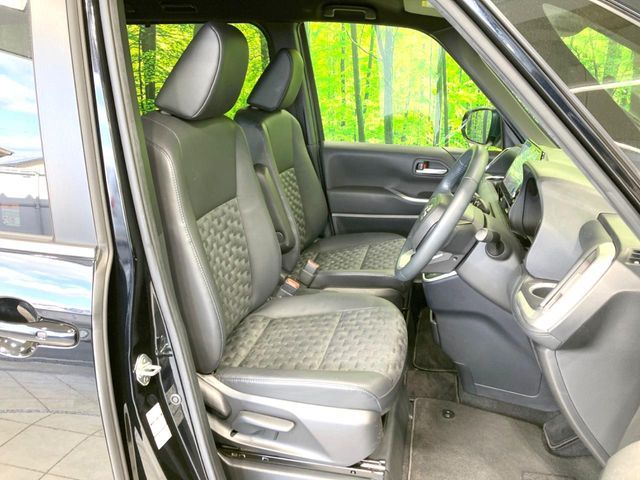 TOYOTA VOXY 2023 Image 31