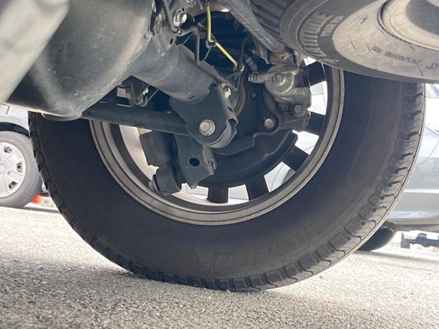 TOYOTA LANDCRUISER PRADO 2023 Image 31