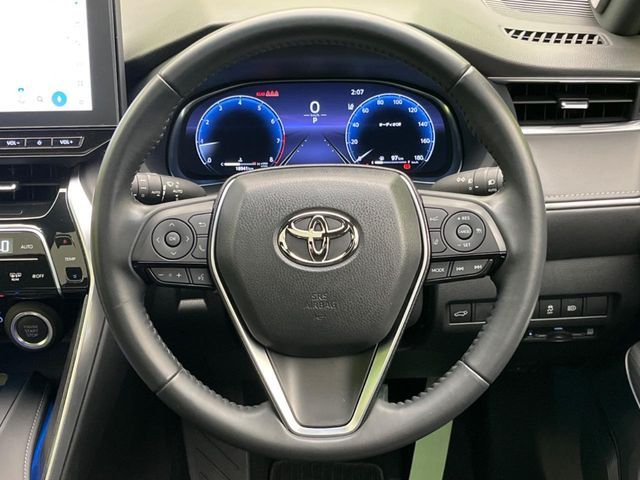 TOYOTA HARRIER 2WD 2022 Image 31